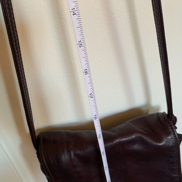 Dark Brown Leather Crossbody Bag Purse Multiple Compartments Perfect for Travel - Picture 5 of 9